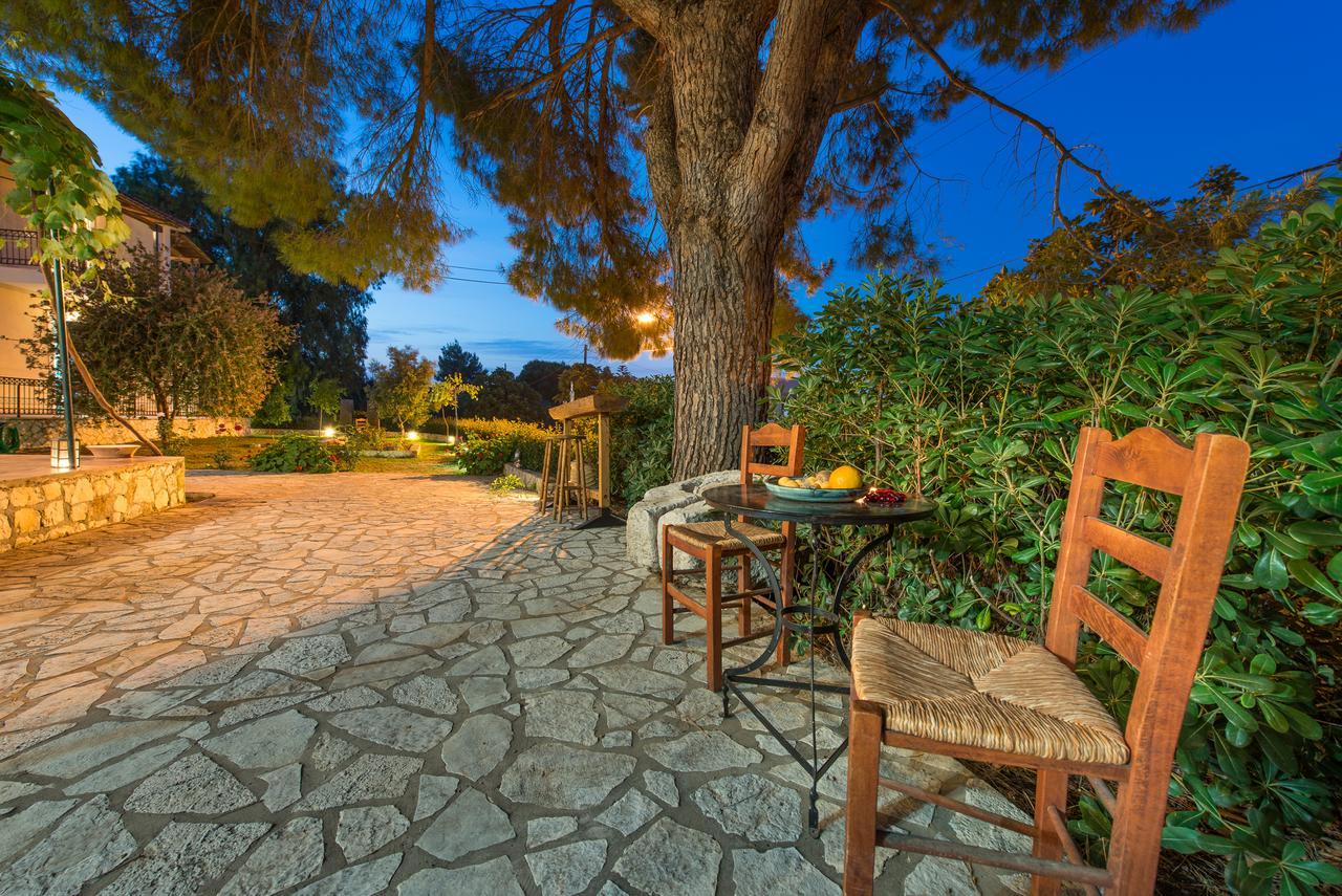 Helen&Theo Studios Laganas Exterior foto